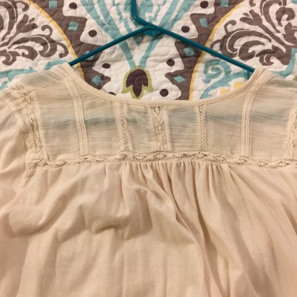 Lucky brand Embroidered bib front henley. NWOT. - Picture 5 of 5